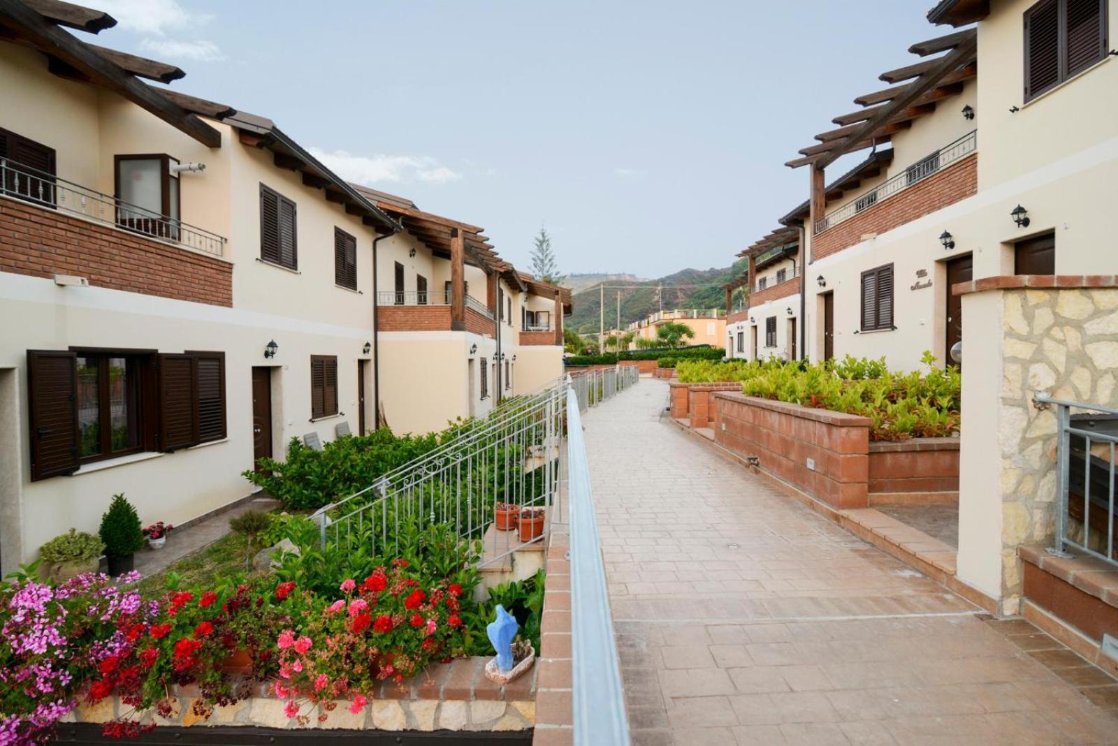 Le Case Del Carmine Con Giardino E Parcheggio A Tropea Exteriér fotografie